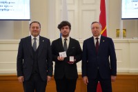 В Смольном наградили нашего выпускника и сотрудника Даниила Егорова за вклад в развитие добровольческой деятельности в Санкт-Петербурге